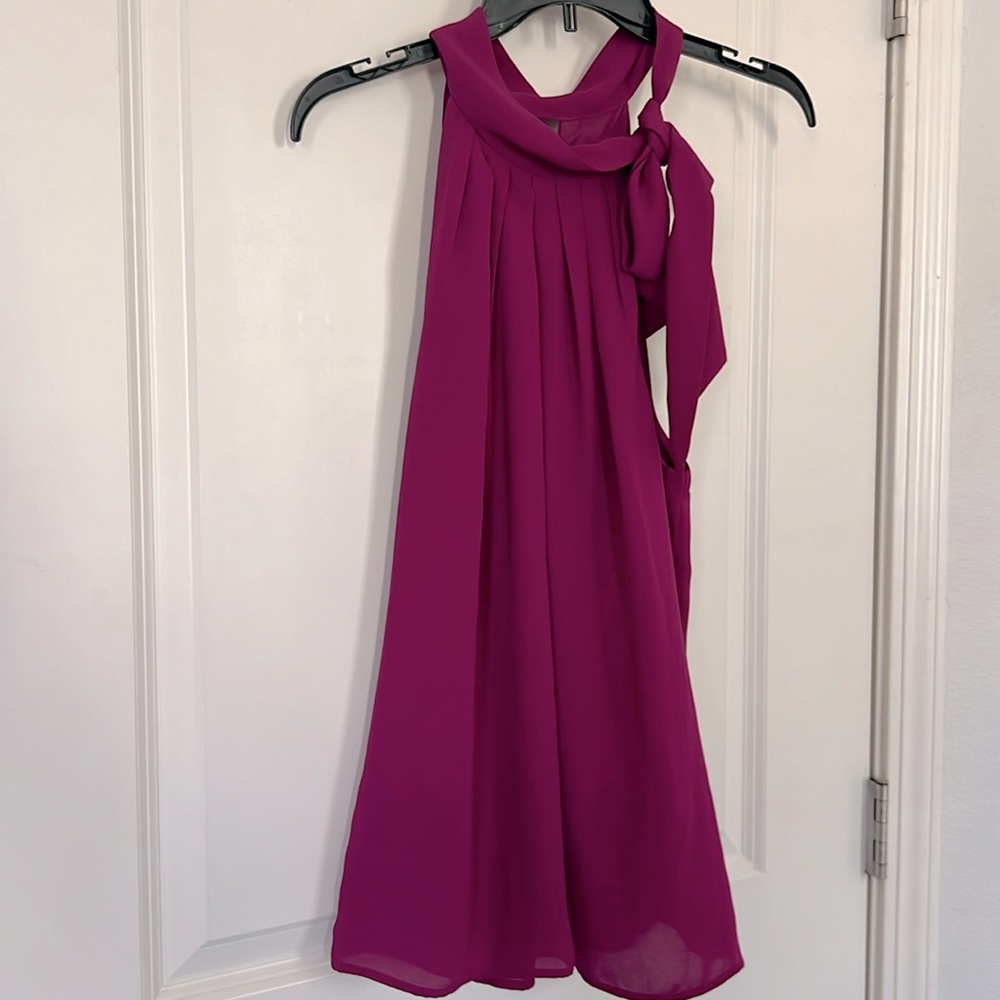 Express very pretty bow detail sleeveless blouse